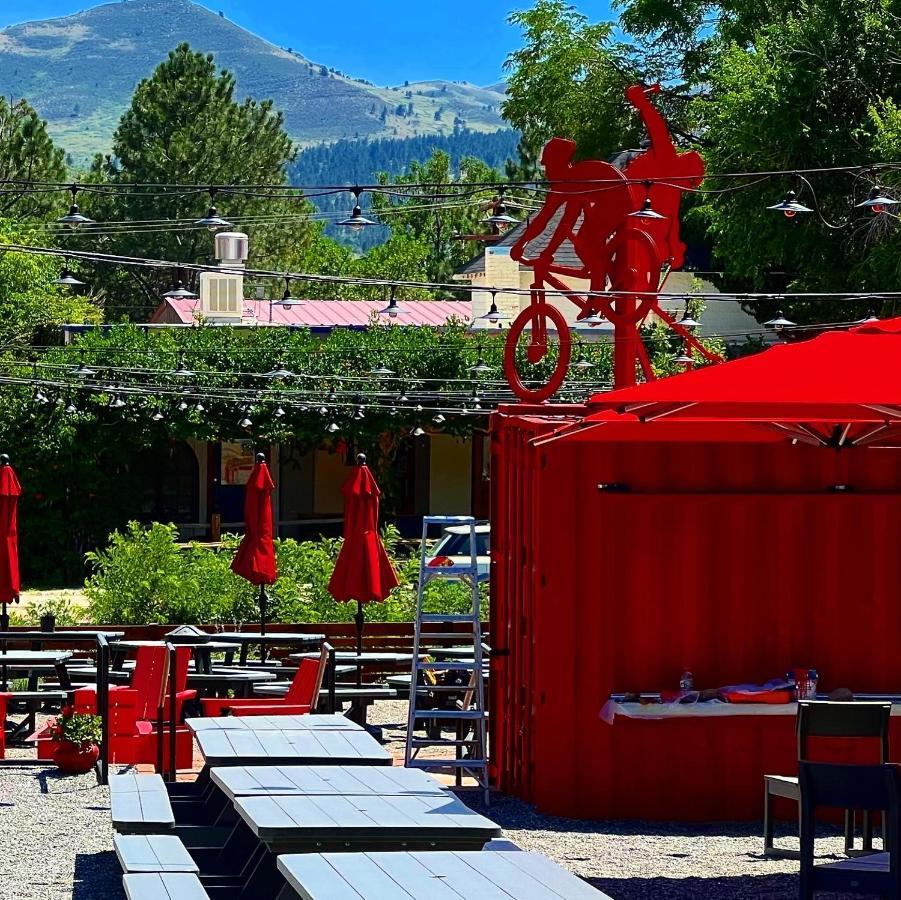 A-Lodge Лайънс Екстериор снимка